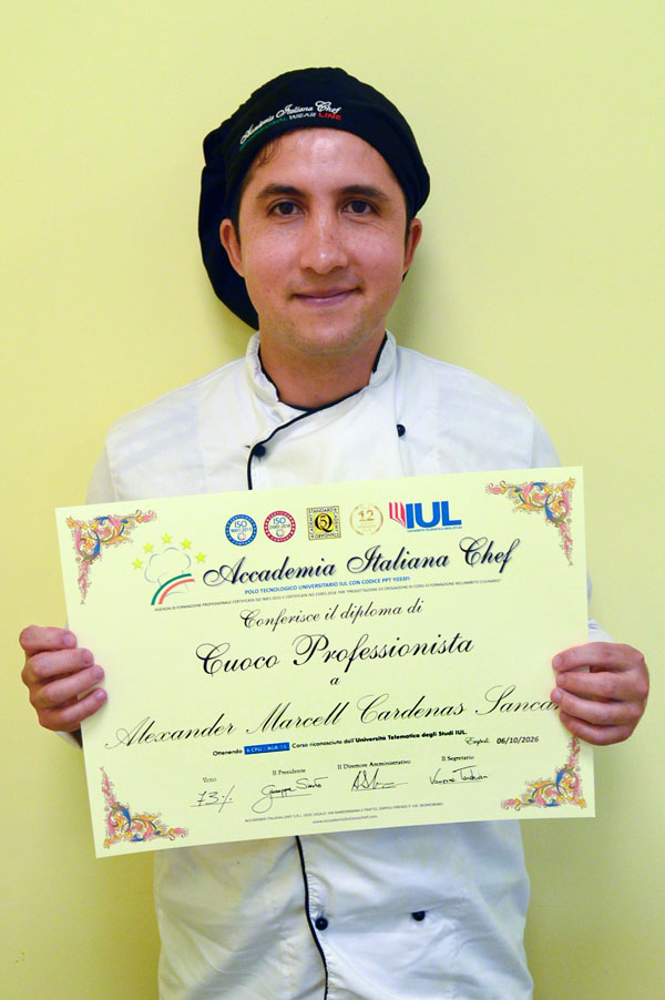DSC_0858 Alexander Marcell Cardenas Sancan, diplomato del corso di Cuoco Professionista