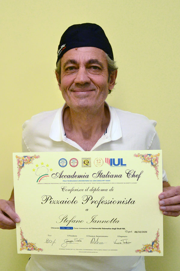 DSC_0908 Stefano Iannotta, diplomato del corso di Pizzaiolo Professionista