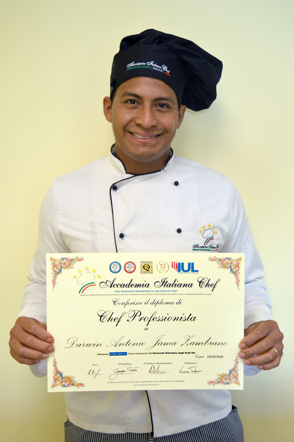 DSC_0982 Darwin Antonio Jama Zambrano, diplomato del corso di Chef Professionista